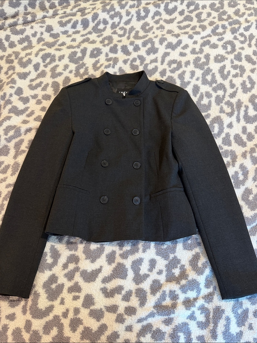 Zara Black Double-Breasted Cropped Blazer